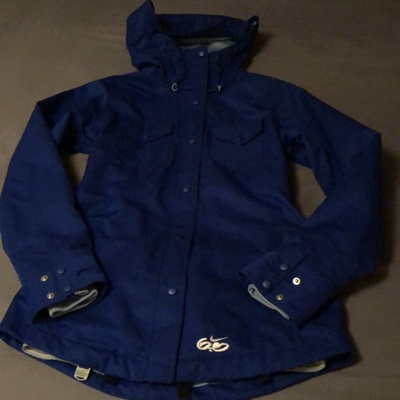 nike snowboard jacket womens